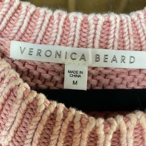 Veronica Bearf coral color sweater . size m